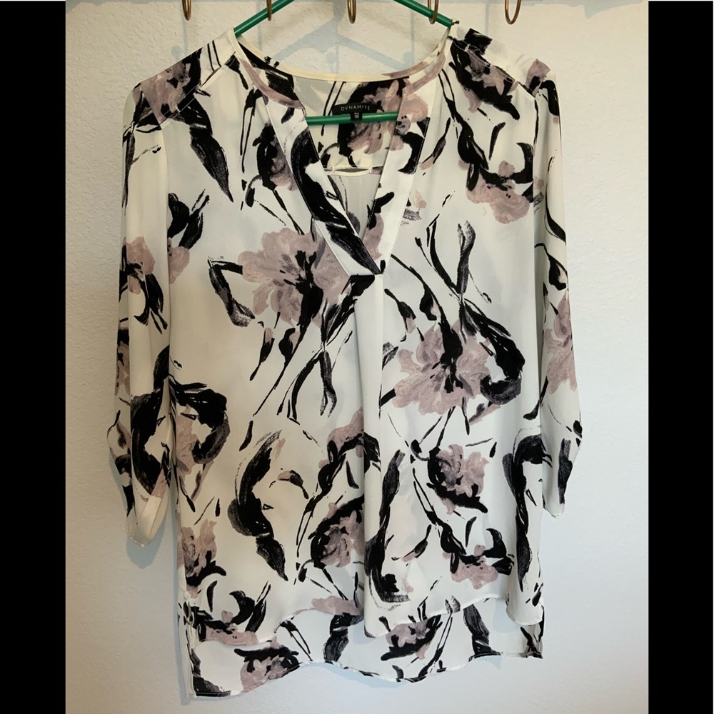 Dynamite Blouse Size S